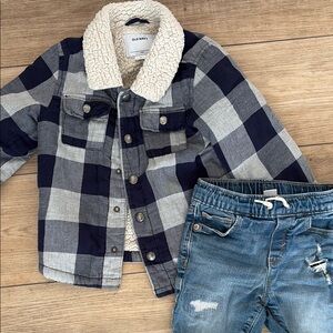 Lot of 2 Boys flannel jacket and jean shorts - 3T
